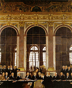 250px-William_Orpen_-_The_Signing_of_Peace_in_the_Hall_of_Mirrors,_Versailles
